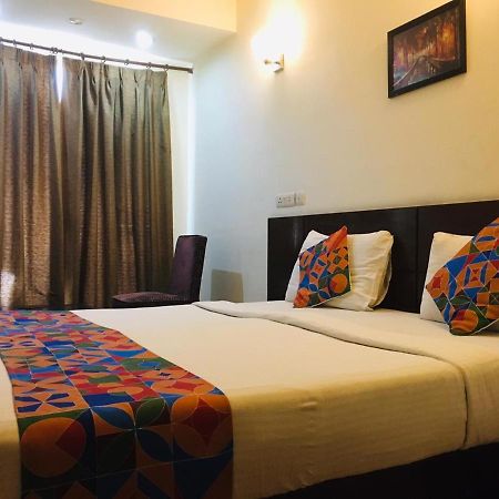 Hotel Merriment Alpha Noida Eksteriør bilde