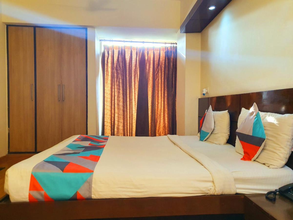Hotel Merriment Alpha Noida Eksteriør bilde