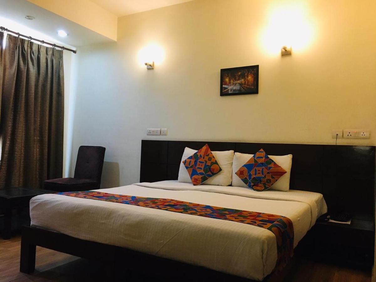 Hotel Merriment Alpha Noida Eksteriør bilde